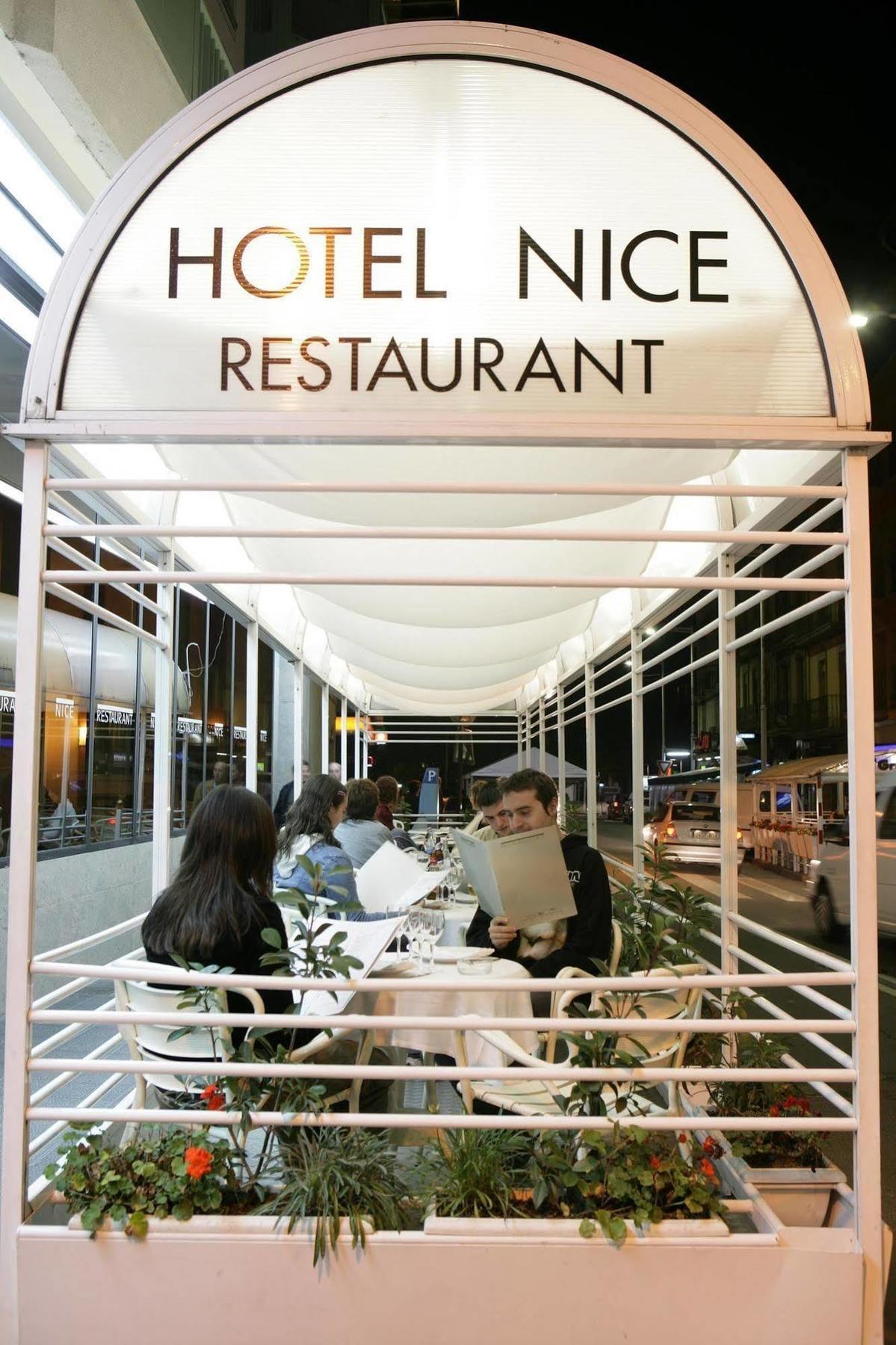 Hotel Nice La Seu d'Urgell Esterno foto